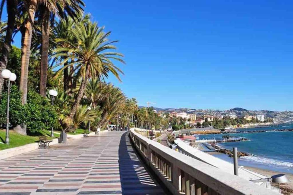 Appartamento Di Charme Nel Cuore Di Sanremo Exterior foto