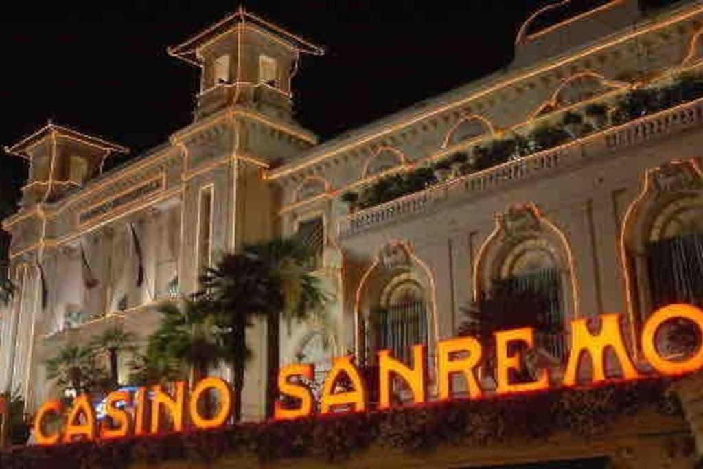 Appartamento Di Charme Nel Cuore Di Sanremo Exterior foto